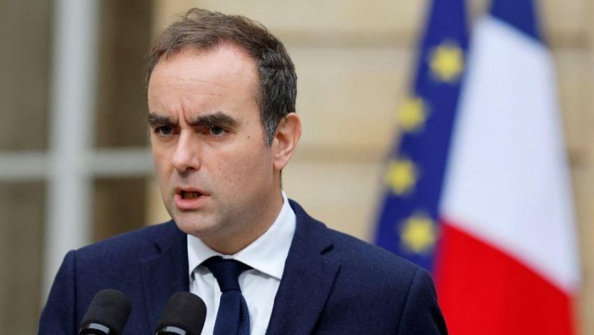 FRANȚA: La câteva zile după demisie, Sébastien Lecornu acceptă „din datorie” un nou mandat de premier FRANȚA: La câteva zile după demisie, Sébastien Lecornu acceptă „din datorie” un nou mandat de premier