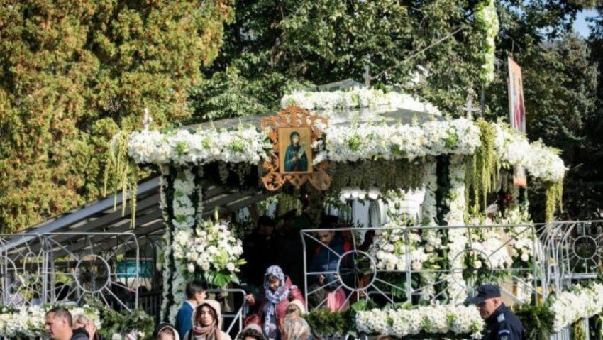 Moaștele Sfântului Grigorie Palama ajung la Iași sâmbătă seară Moaștele Sfântului Grigorie Palama ajung la Iași sâmbătă seară