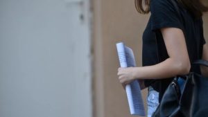Expert în politici educaționale: Trebuie să scoatem din minţile tuturor faptul că tinerii care aleg învăţământul profesional dual sunt de mâna a doua