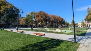 CONSTANȚA: Critici la adresa parcului de la Teatrul Oleg Danovski, după reabilitare