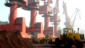 SUA fac apel la unirea eforturilor împotriva restricţiilor impuse de China asupra exporturilor de pământuri rare