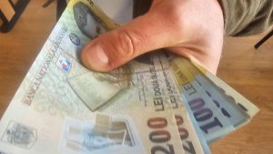 Legea pentru plata pensiilor private, atacată de AUR la CCR