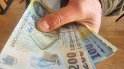 Legea pentru plata pensiilor private, atacată de AUR la CCR