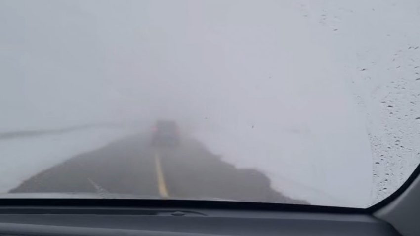 CNAIR: Sectorul de Transalpina dintre Obârşia Lotrului şi Curpăt, închis din cauza vremii | VIDEO CNAIR: Sectorul de Transalpina dintre Obârşia Lotrului şi Curpăt, închis din cauza vremii | VIDEO