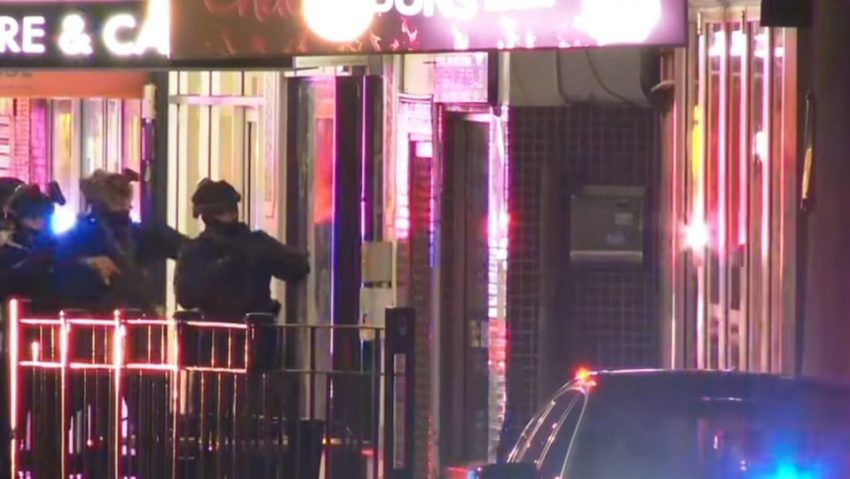 Focuri de armă trase pe o stradă din Sydney: 20 de persoane au fost rănite, dintre care una este în stare gravă Focuri de armă trase pe o stradă din Sydney: 20 de persoane au fost rănite, dintre care una este în stare gravă