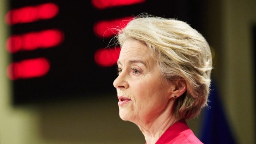 Două moțiuni de cenzură împotriva Ursulei von der Leyen, la vot în Parlamentul European