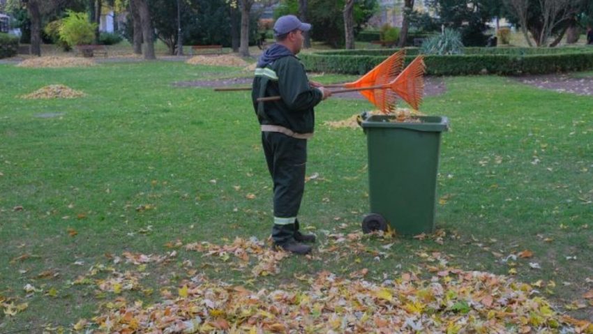 BRAȘOV: 52 de zone pentru depozitarea deșeurilor voluminoase, amenajate cu ocazia curățeniei de toamnă