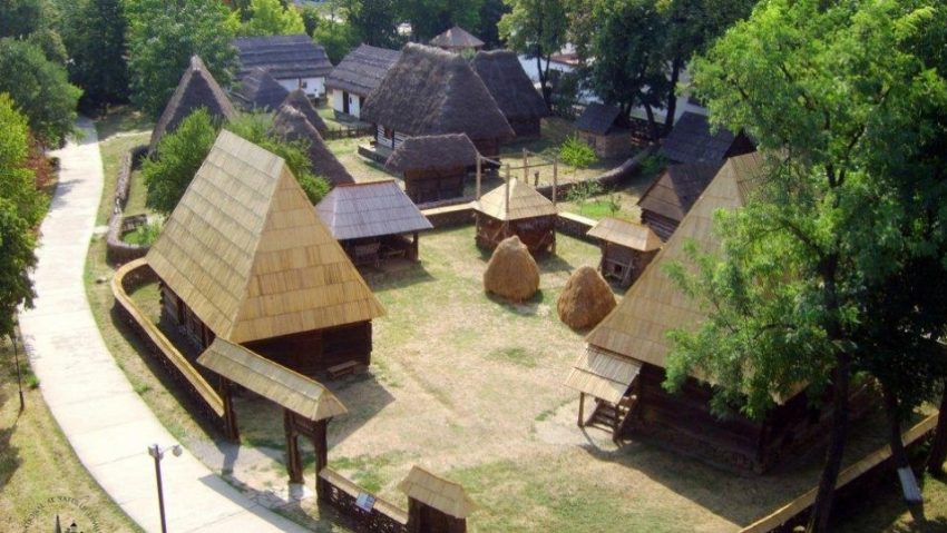 BUCUREȘTI: Program de iarnă la Muzeul Satului „Dimitrie Gusti”, din 13 octombrie