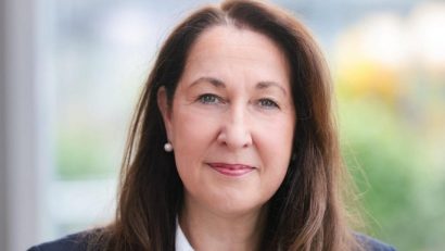 GERMANIA: Aleasă recent primăriță, Iris Stalzer a fost găsită înjunghiată în propria locuință
