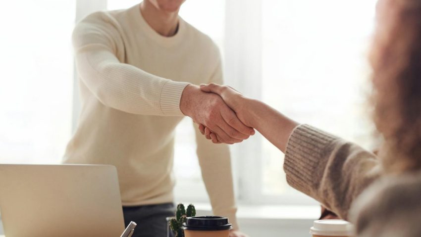 HUNEDOARA: Bursa Locurilor de Muncă, organizată la Brad după închiderea unei fabrici locale HUNEDOARA: Bursa Locurilor de Muncă, organizată la Brad după închiderea unei fabrici locale