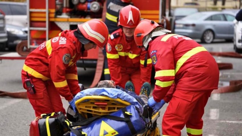 BACĂU: Accident rutier cu 3 răniți și 3 autoturisme implicate, produs la Nicolae Bălcescu