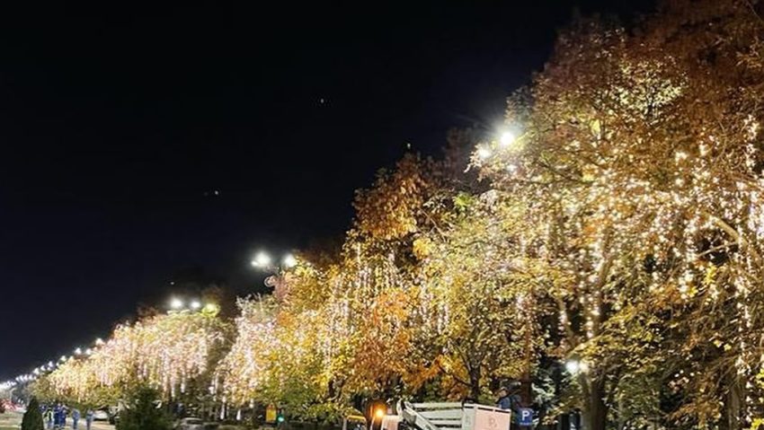 BUCUREȘTI: Luminițele de Crăciun se aprind în weekend
