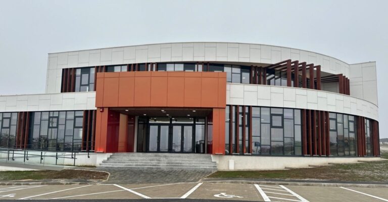 S-a deschis un nou miniaquapark: program, tarife și facilități