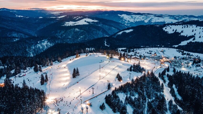 Unde se poate schia în condiții bune în aceste zile