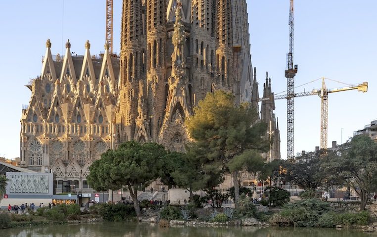 Sagrada Familia a devenit cea mai înaltă biserică din lume