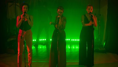 IAȘI: Unicul spectacol din țară care abordează estetic epilepsia se joacă la Teatrul Luceafărul