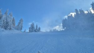 Poiana Brașov. Va fi deschisă pârtia Stadion și se lucrează și la pregătirea pârtiei Bradul