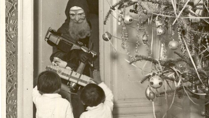 Moș Crăciun, de-a lungul timpului