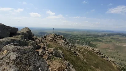 TULCEA: Traseu adaptat persoanelor cu dizabilităţi care vor să viziteze Munţii Măcinului