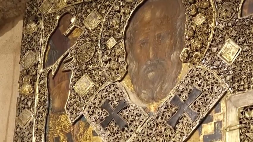 Creştinii îl sărbătoresc pe Sfântul Nicolae