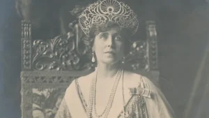 Expoziția „EA: Regina și Marea” va avea loc la Cazinoul din Constanța