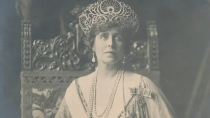 Expoziția „EA: Regina și Marea” va avea loc la Cazinoul din Constanța