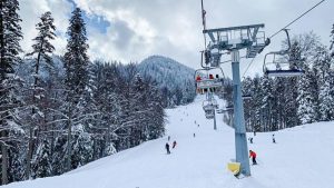 Temperaturi negative în Poiana Brașov. Recomandări pentru schiori