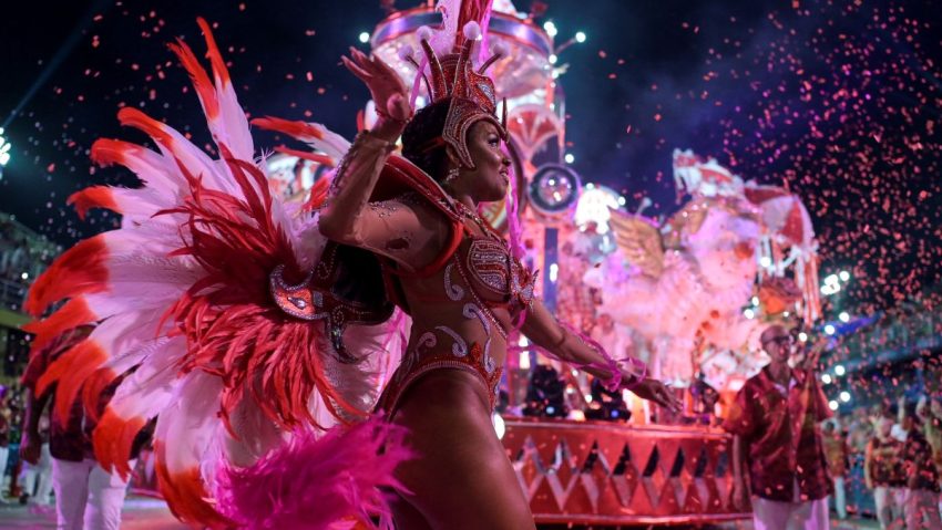 Carnavalul de la Rio: Culoare, samba și un strop de controversă