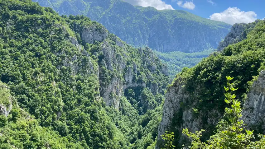 Tariful de vizitare rămâne 10 lei în Parcul Național Domogled – Valea Cernei