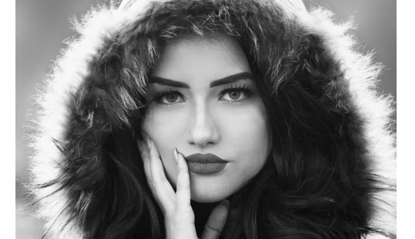 Contraste Feminine, expoziție foto la Centrul Universitar UBB Reșița