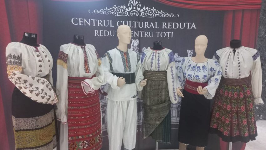BRAȘOV: Expoziții de Paște, la Centrul Cultural Reduta
