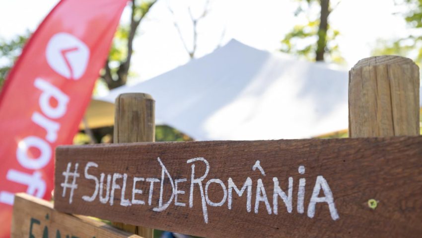 A început a patra ediție a festivalului „Suflet de România”, pe Domeniul Regal Săvârșin