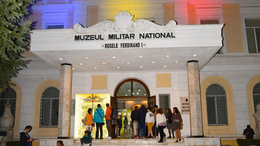 BUCUREȘTI: Muzeul Militar Național participă la Noaptea Muzeelor