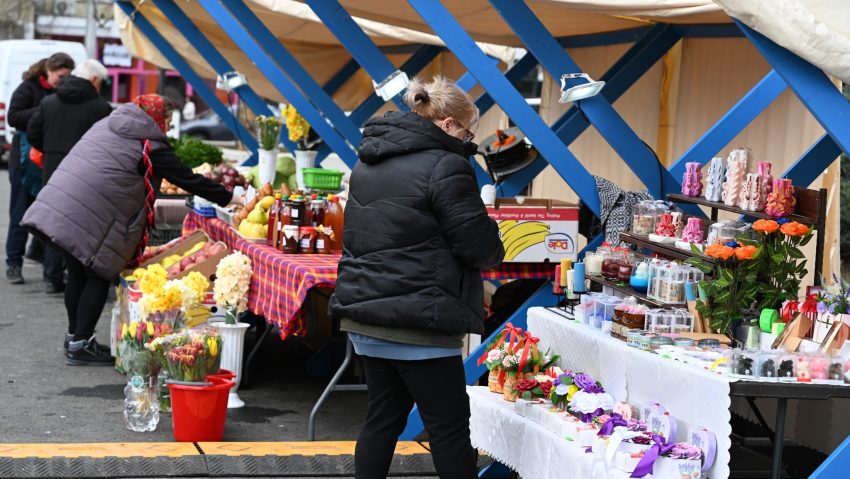 BUCUREȘTI: Piaţă volantă cu produse tradiţionale româneşti, în weekend, în zona Amzei