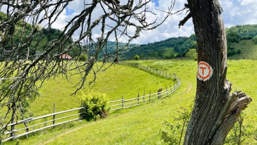 BISTRIȚA-NĂSĂUD: Sezonul de drumeții pe Via Transilvanica începe din 9 mai