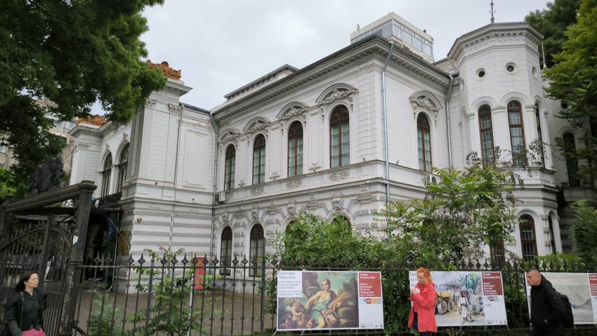 Expoziția “Societatea de Salvare din București. O misiune pentru viață”, la Palatul Suțu
