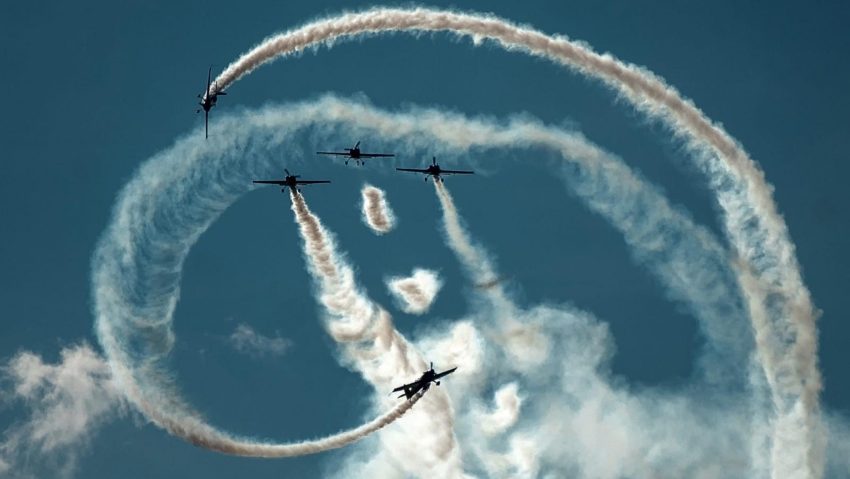 TPBI: Linia de autobuze 421, deviată din cauza evenimentului Clinceni Air Show