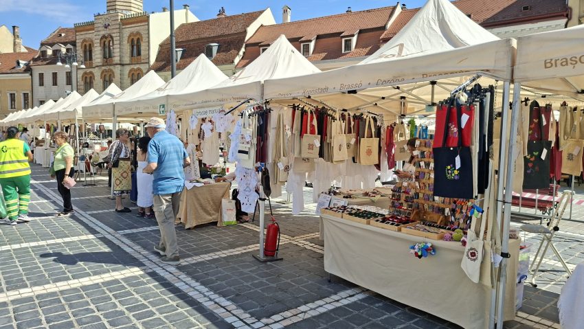Târg de Sânziene, la Brașov