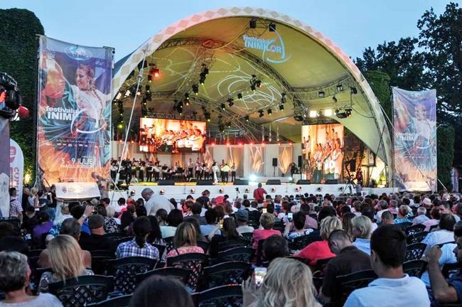 Sărbătoarea folclorului mondial – “Festivalul Inimilor”, la Timișoara