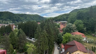 A fost redeschis bazinul cu apă sulfuroasă din staţiunea Băile Olăneşti