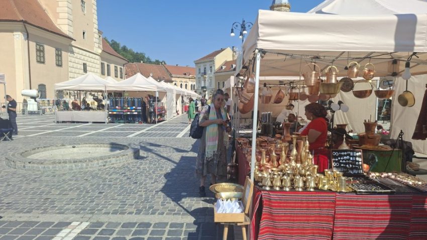 Romani Kultura în Piața Sfatului din Brașov