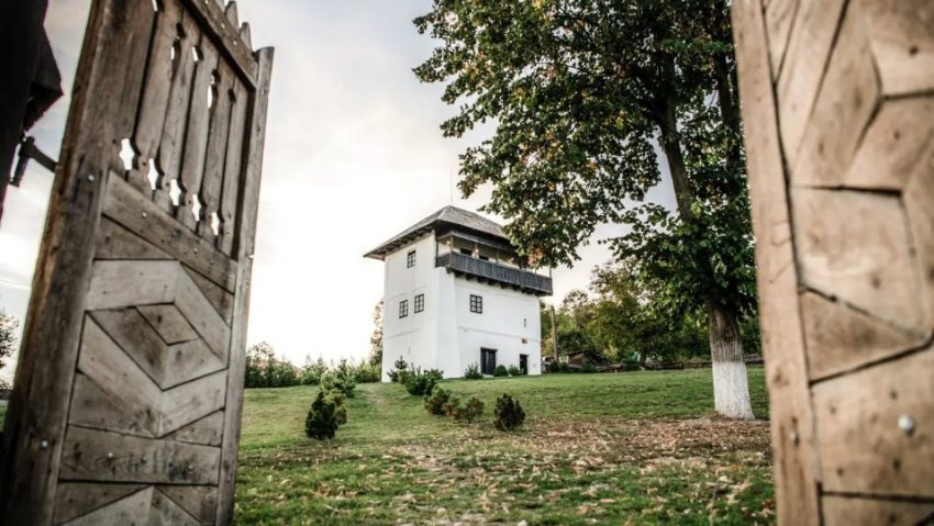 „Șezătoare la Dealul Țarinei”, la Casa Memorială „Iuliu Maniu” din satul Bădăcin
