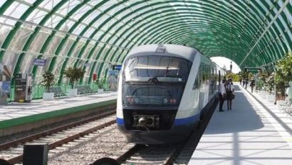 REPORTAJ: Trenul de la Gara de Nord până la Aeroportul „Henri Coandă”, mai ieftin decât o cursă cu o mașină de ride-sharing