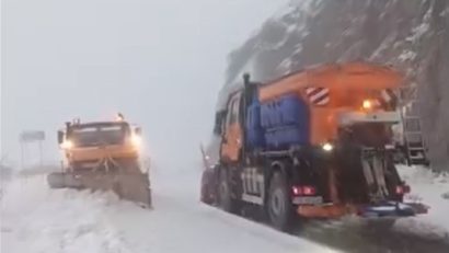 Ninsoare abundentă pe Transfăgărășan