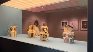 Peste 3.500 de elevi din România și Serbia înscriși la expoziția „Picasso en visite”