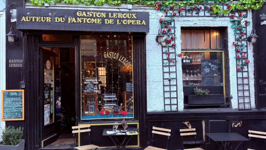 Pe urmele Fantomei de la Operă: o oprire la Chez Gaston Leroux, în Montmartre