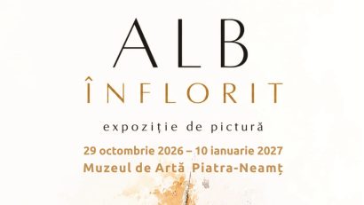 „ALB ÎNFLORIT”, expoziție dedicată Reginei Maria, la Muzeul de Artă Piatra-Neamț